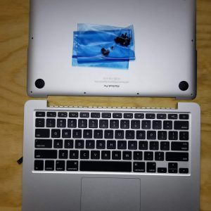 Grd A MacBook Pro 13 A1502 2014 Top Case Keyboard Battery 93% TrackPad Bottom Cover