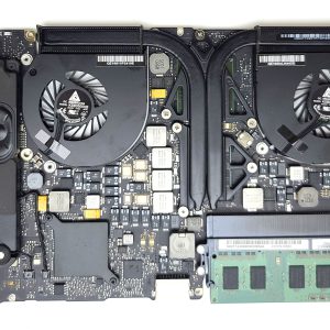 Apple MacBook Pro 15" 2011 820-2915 A1286 i7 2.0GHz RAM 4Gb Logic Board TESTED