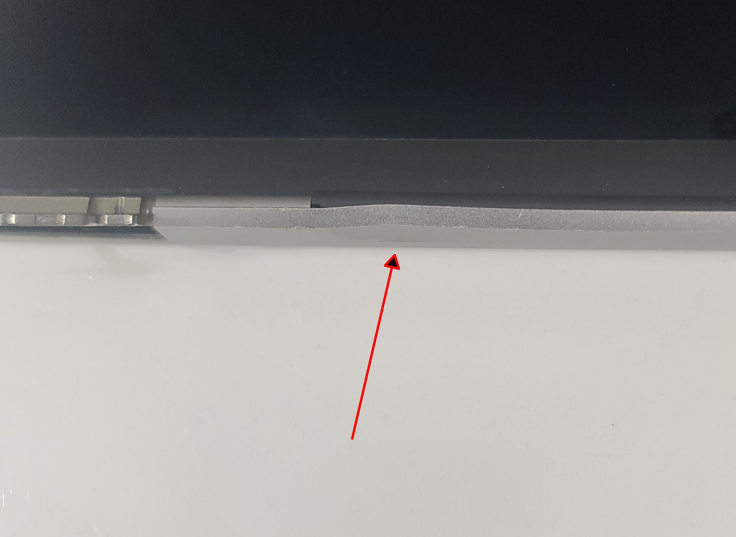 Original MacBook Pro A2141 2019 16" OEM LCD Screen Assembly Space Gray Grd C - Image 10