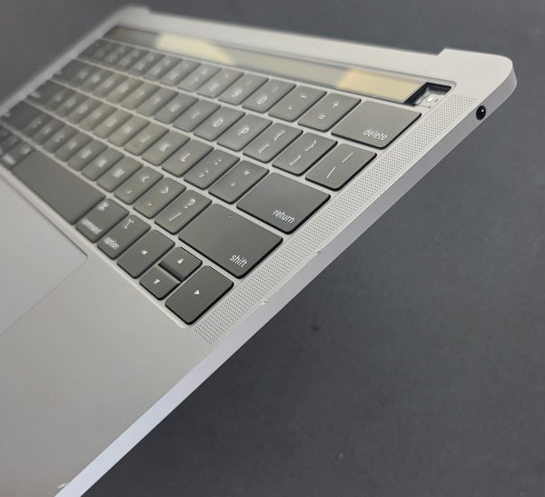 MacBook Pro 13 A2159 Gray Top Case Keyboard Touchpad Battery 90% Grade B- - Image 5