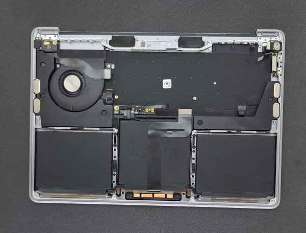 MacBook Pro 13 A2159 Gray Top Case Keyboard Touchpad Battery 90% Grade B- - Image 2
