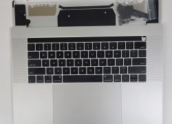 Grd A MacBook Pro 15″ A1990 Silver Top Case Keyboard Touchpad Battery 90%