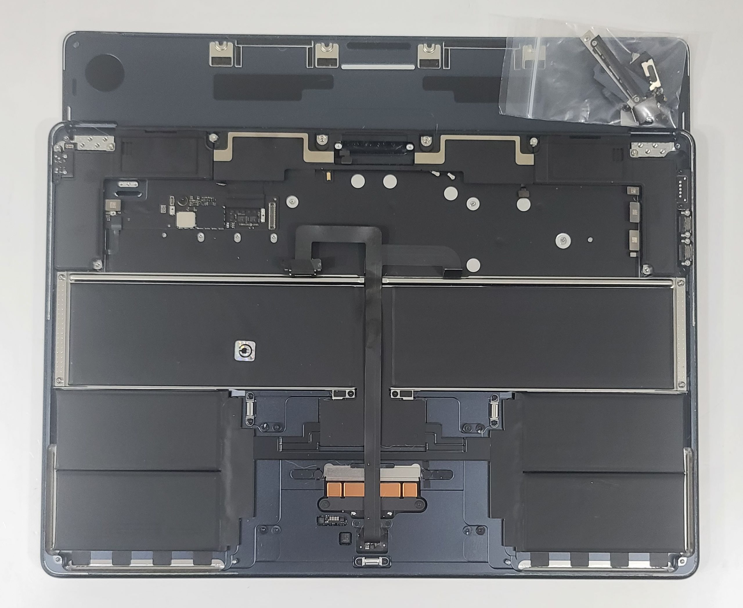 Grd B MacBook Air 15” A2941 M2 Top Case Keyboard Touchpad Battery MIDNIGHT - Image 7