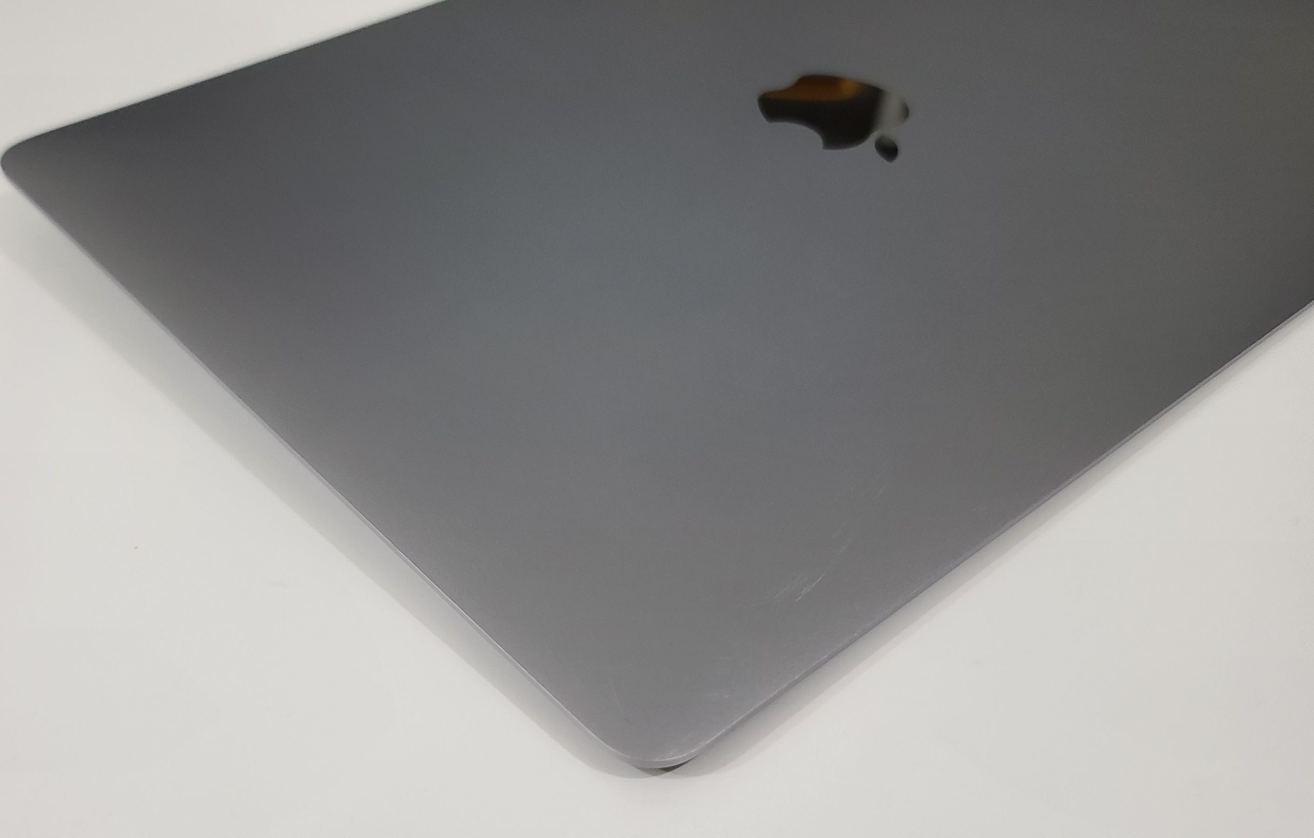 Grd B Original MacBook Air 13" 2018 A1932 Gray LCD Screen Display Assembly - Image 9