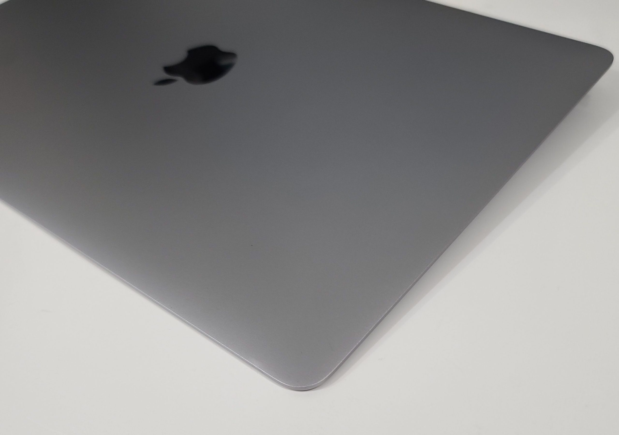 Grd B Original MacBook Air 13" 2018 A1932 Gray LCD Screen Display Assembly - Image 8