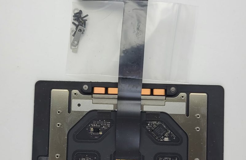 OEM MacBook Pro M1 2020 A2338 TRACKPAD TOUCHPAD w/ Cable 821-02853-A Silver